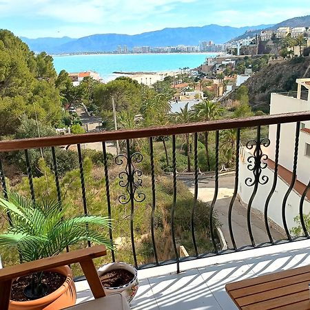 Royal Beach - Appartment With Sea View & Terrace 法罗德卡勒拉 外观 照片