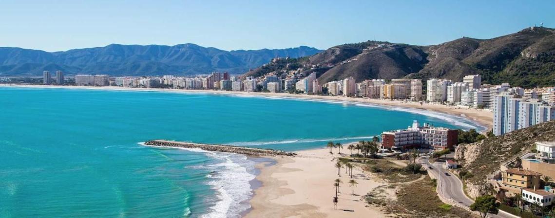 Royal Beach - Appartment With Sea View & Terrace 法罗德卡勒拉 外观 照片