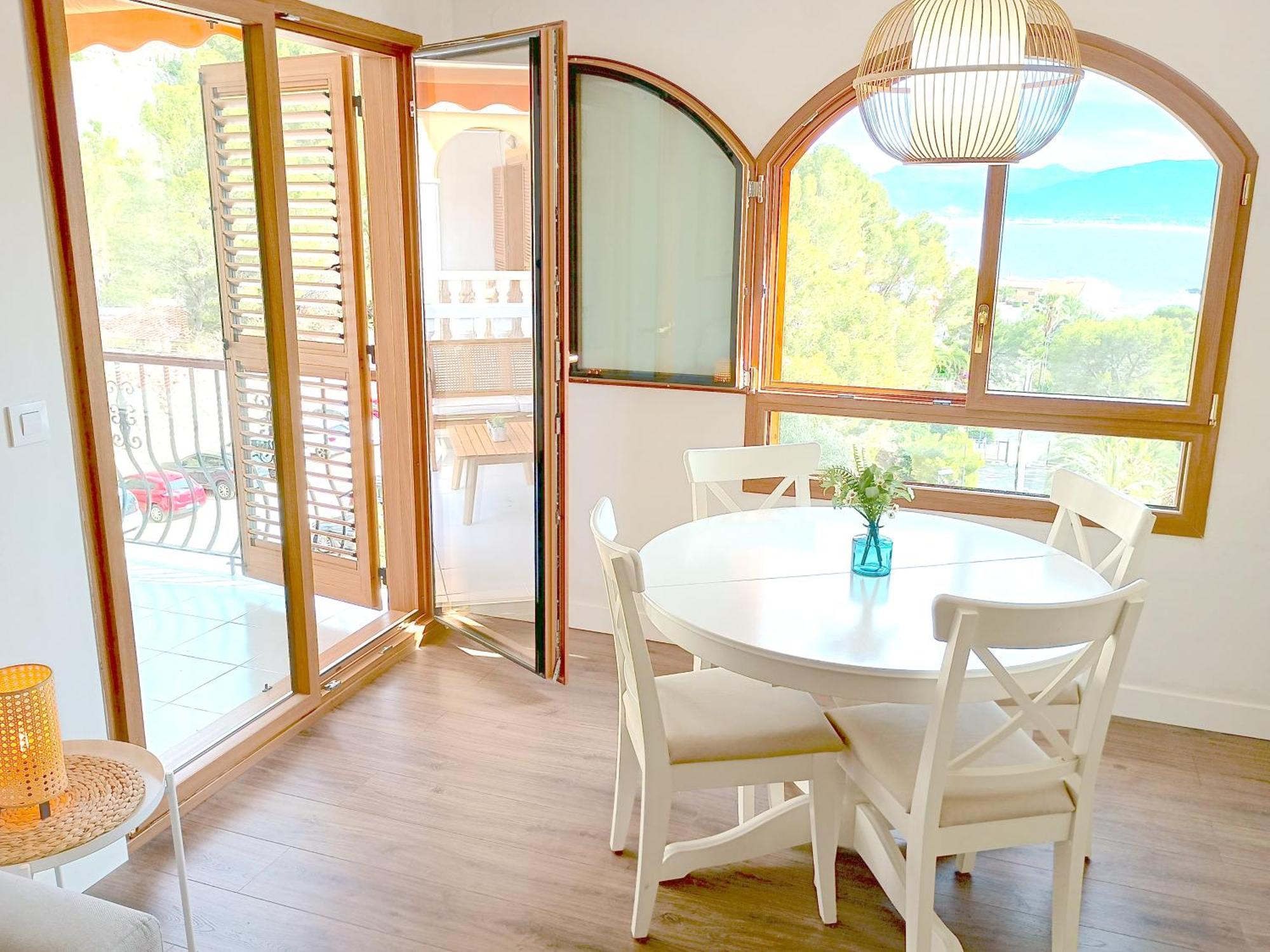 Royal Beach - Appartment With Sea View & Terrace 法罗德卡勒拉 外观 照片